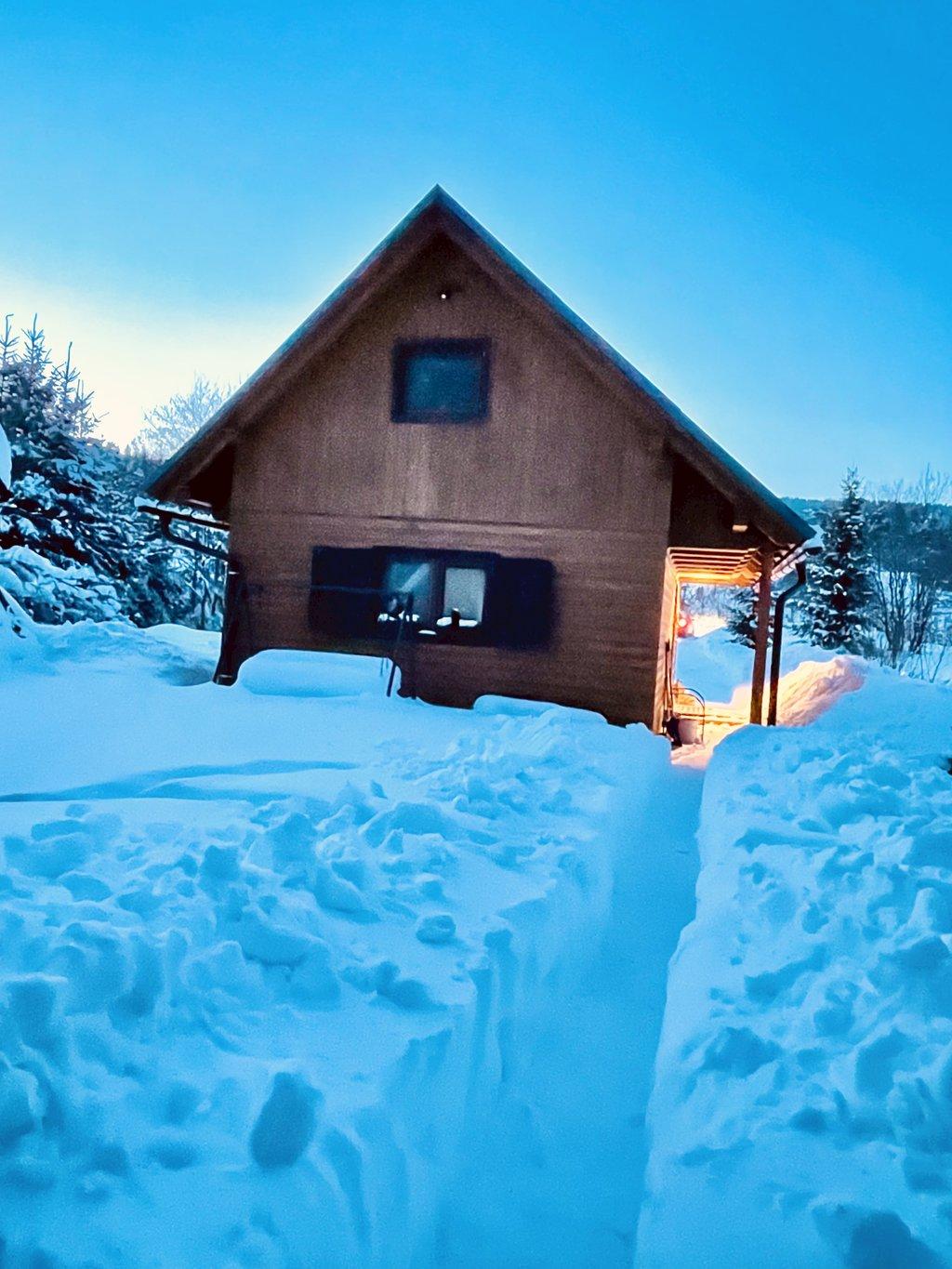 Házikó Tvonka 498019