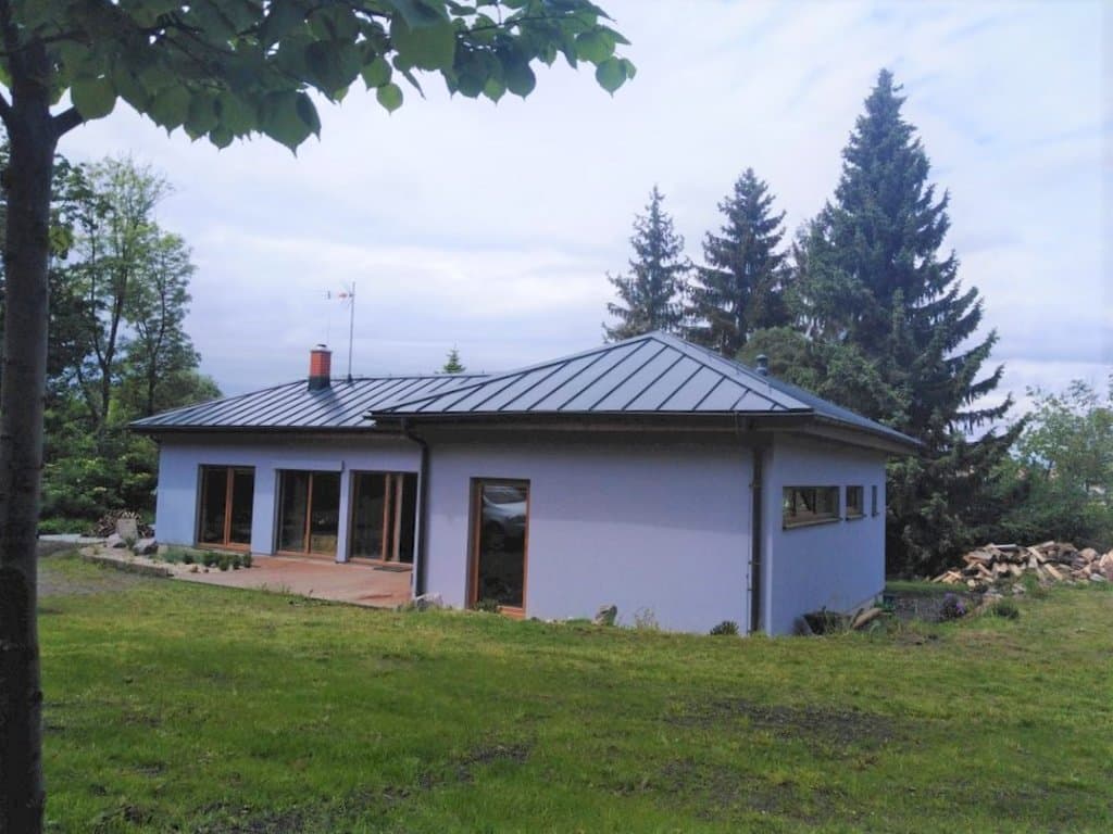Chata Krásná Lípa v létě