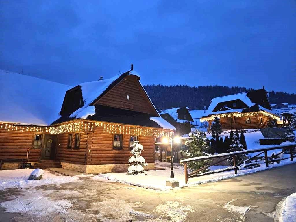 Berghütten Danka a Hanka im Winter