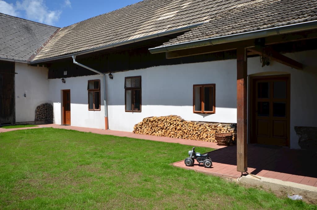 Exterior - Cottage Hojava