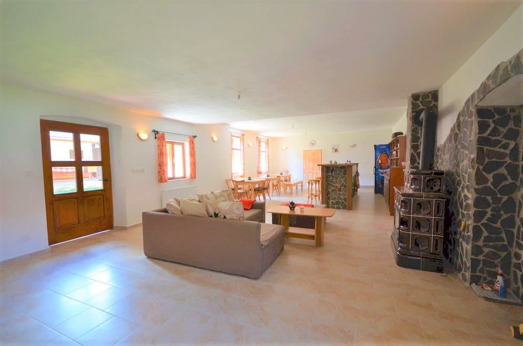 Dayroom - Cottage Hojava