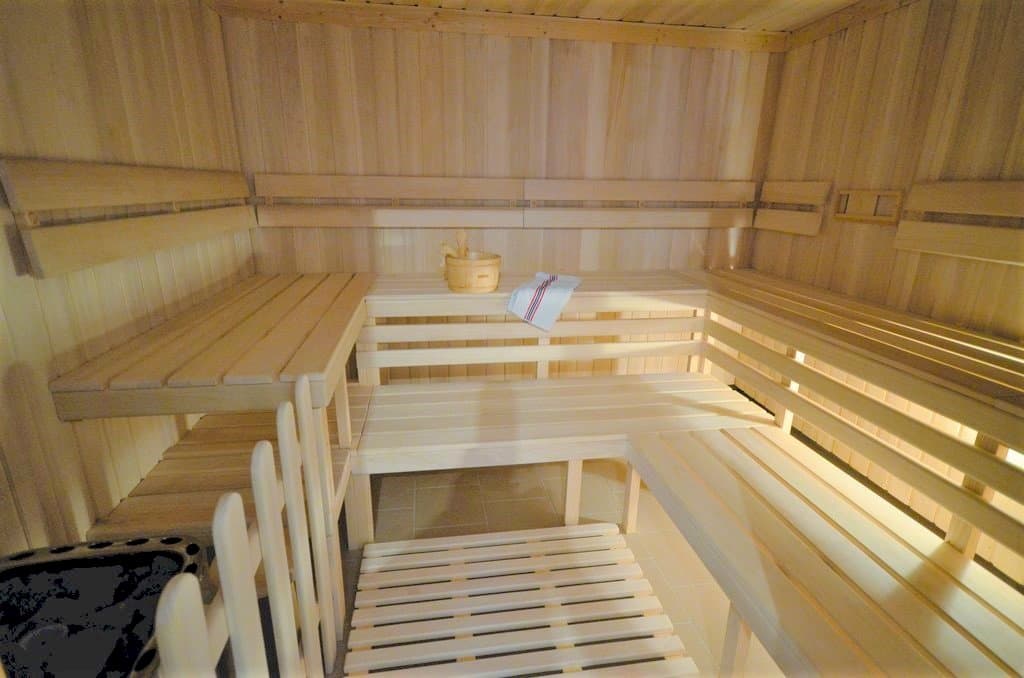 Bathroom with toilet - Cottage Hojava