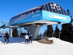 Bachledka autom alebo skibusom - Házikó Smrek
