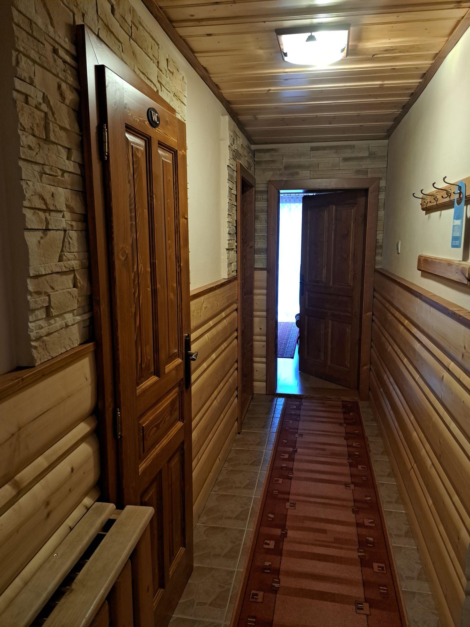 Rodinná izba s 2 spálňami a balkónom Rodinný pokoj s 2 ložnicemi - Penzion Havran