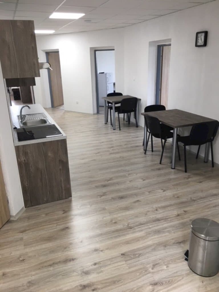 Ubytovňa Suchá nad Parnou 378627