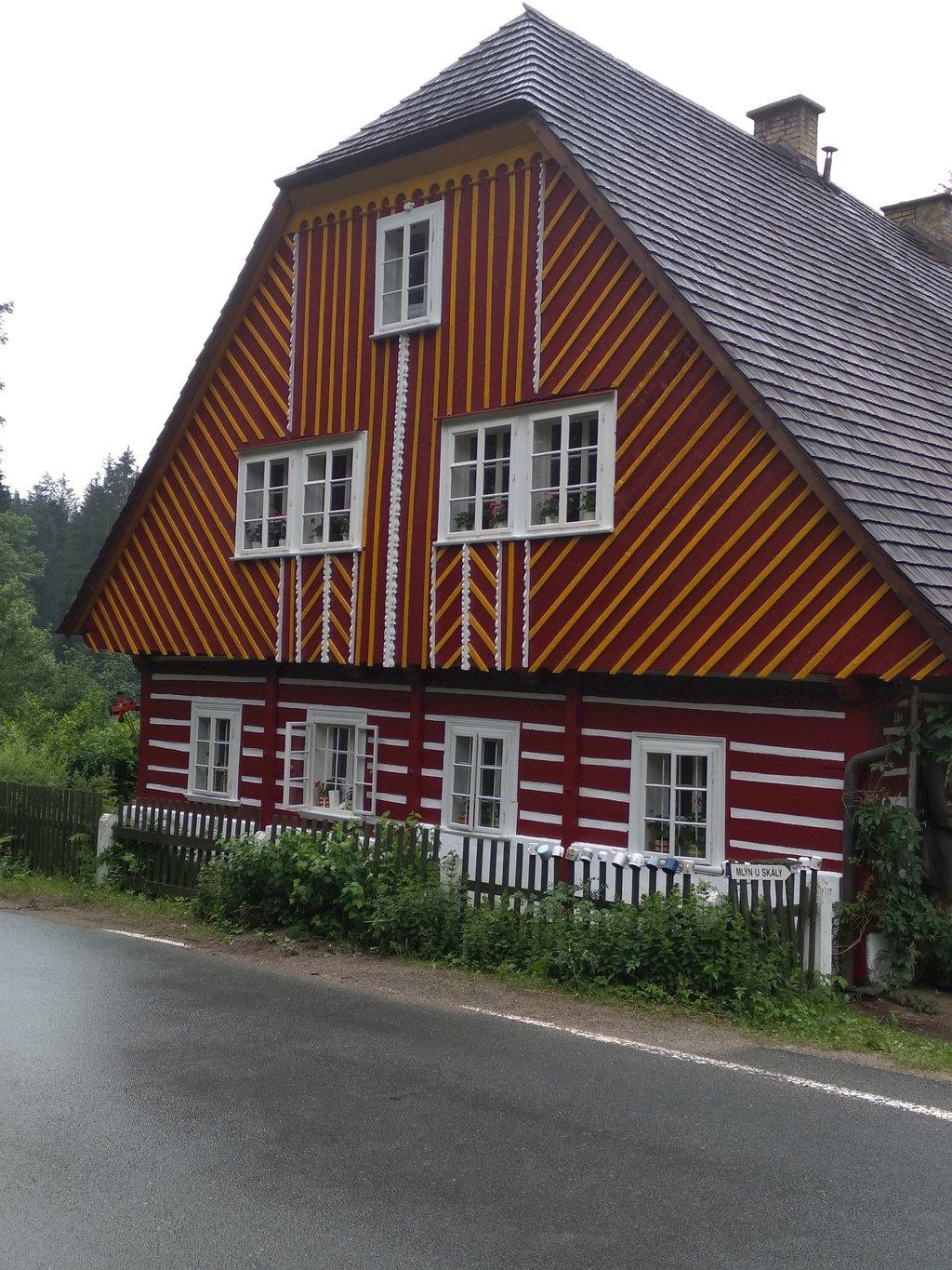 Exteriér - Chata Mlýn u skály