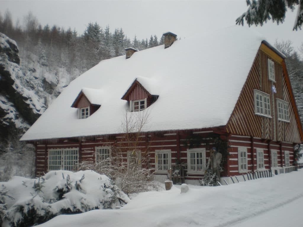 Exteriér - Chata Mlýn u skály