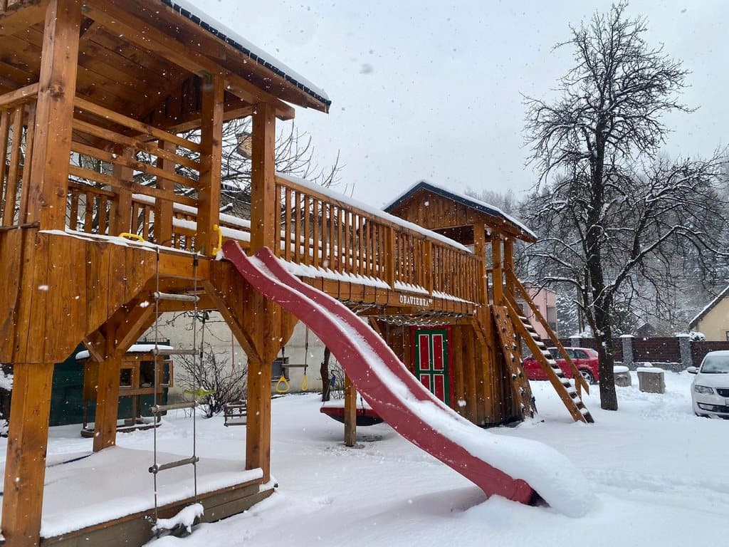 Teren zewnętrzny - Oravienka Biely Potok