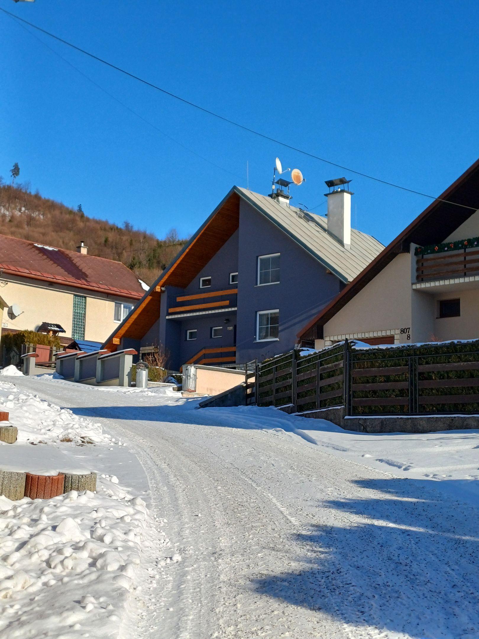 Apartmánový Dom Košut im Winter