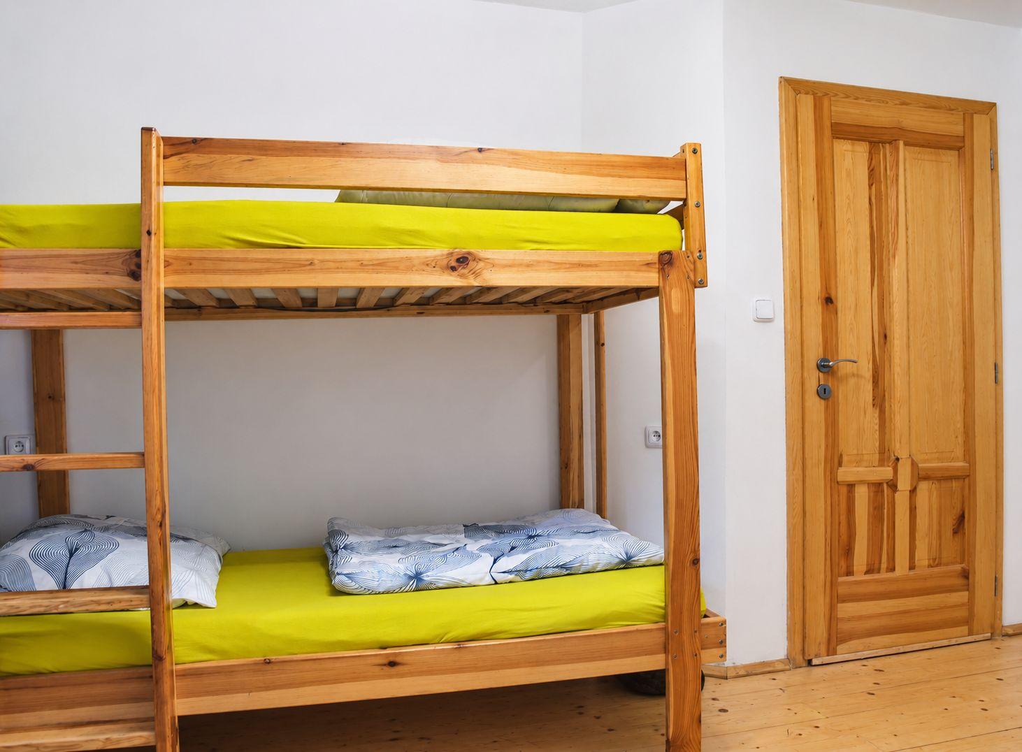Třílůžkový pokoj s palandou  - Chalupa Škola