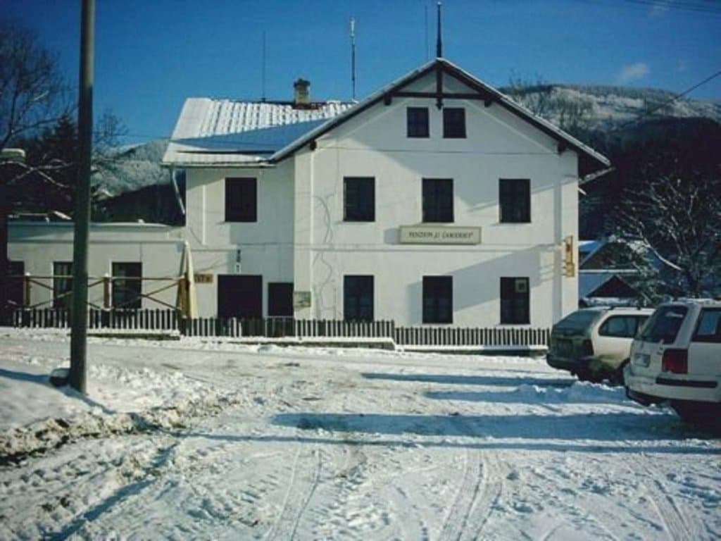Domek u Čarodějky w zimie