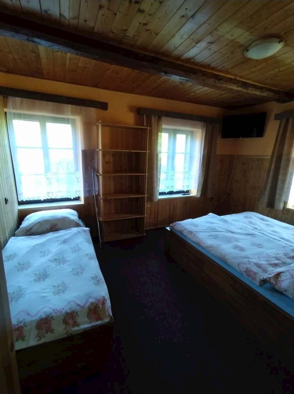 Pokój trzyosobowy  - Domek u Čarodějky