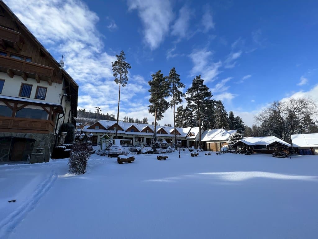 Exteriér - Slanický dvůr