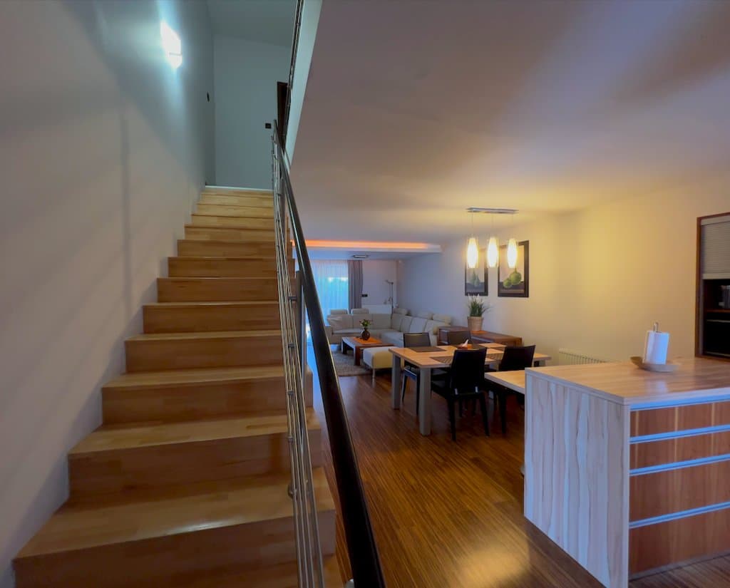 Appartement mit 2 Schlafzimmern  - Apartmánový dom ''44''
