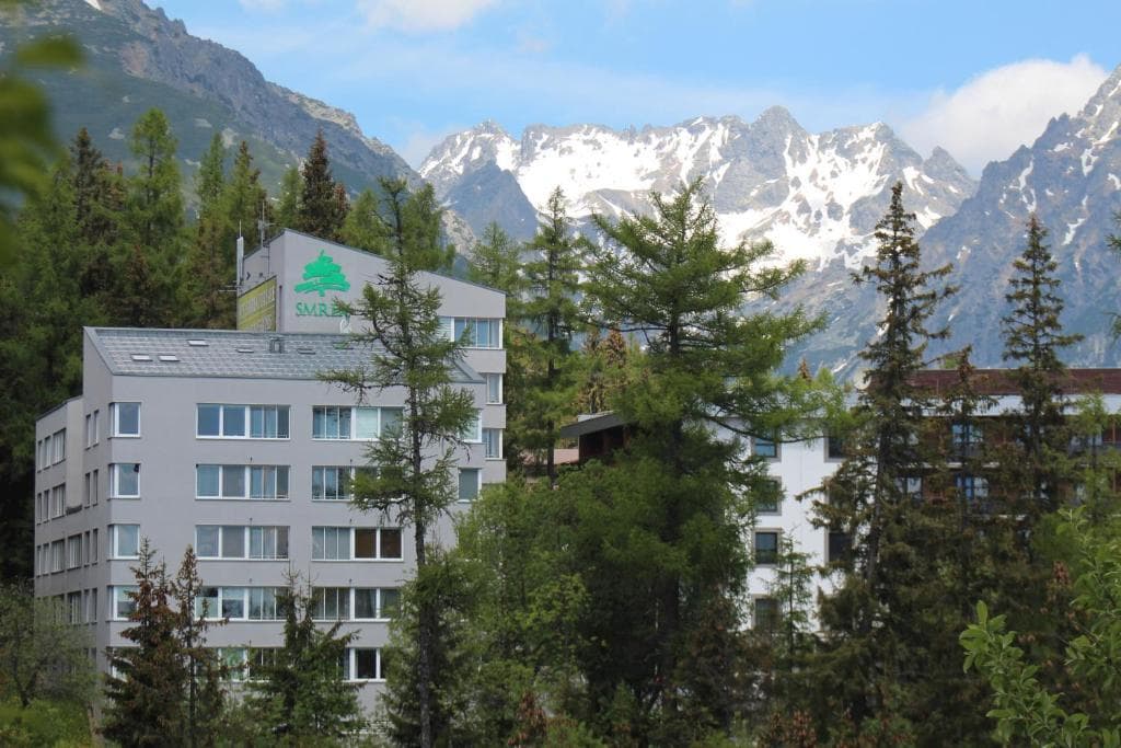 Štrbské Pleso Smrek Penthouse Apartment v lete