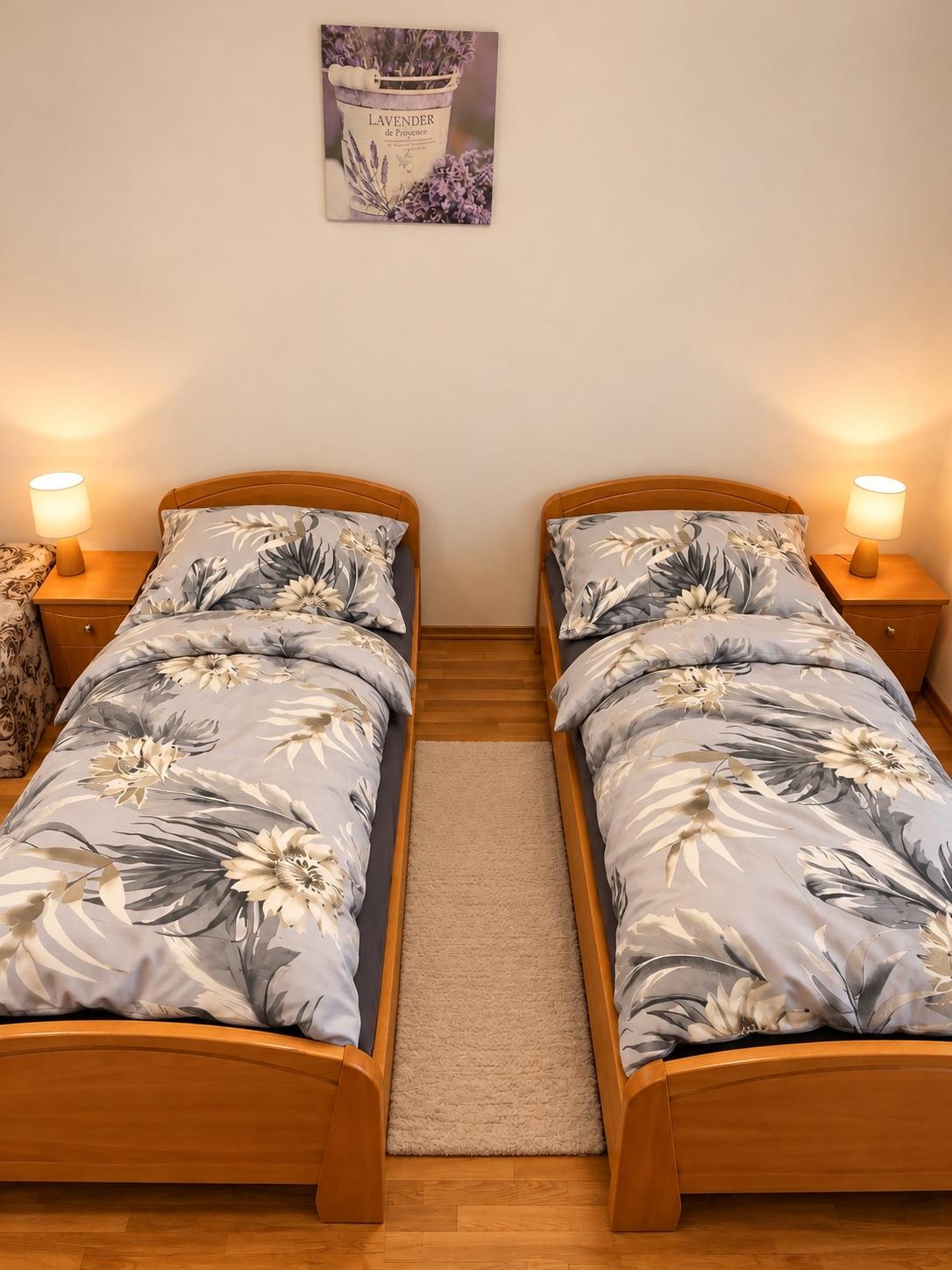 Izba č. 2 s balkónom Dvojlôžková izba - Villa Bella