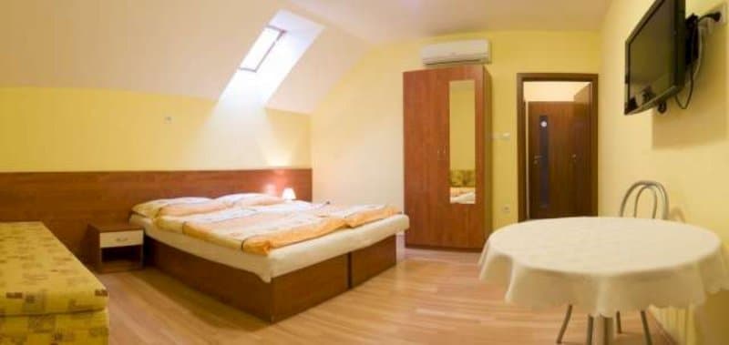 Pokój trzyosobowy  - Apartmanový dom Sparkler
