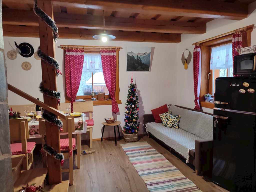 Chata dolná  - Chaty u Bratríkov v Haligovciach