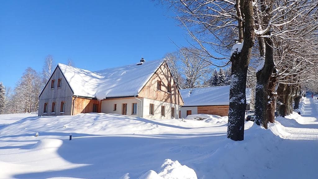 Landhaus U Krále im Winter
