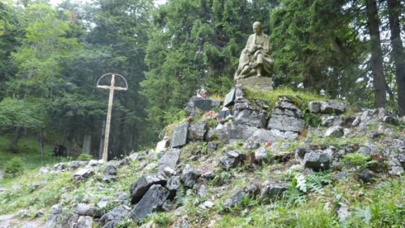 Symbolický cintorín obetiam Nízkych Tatier