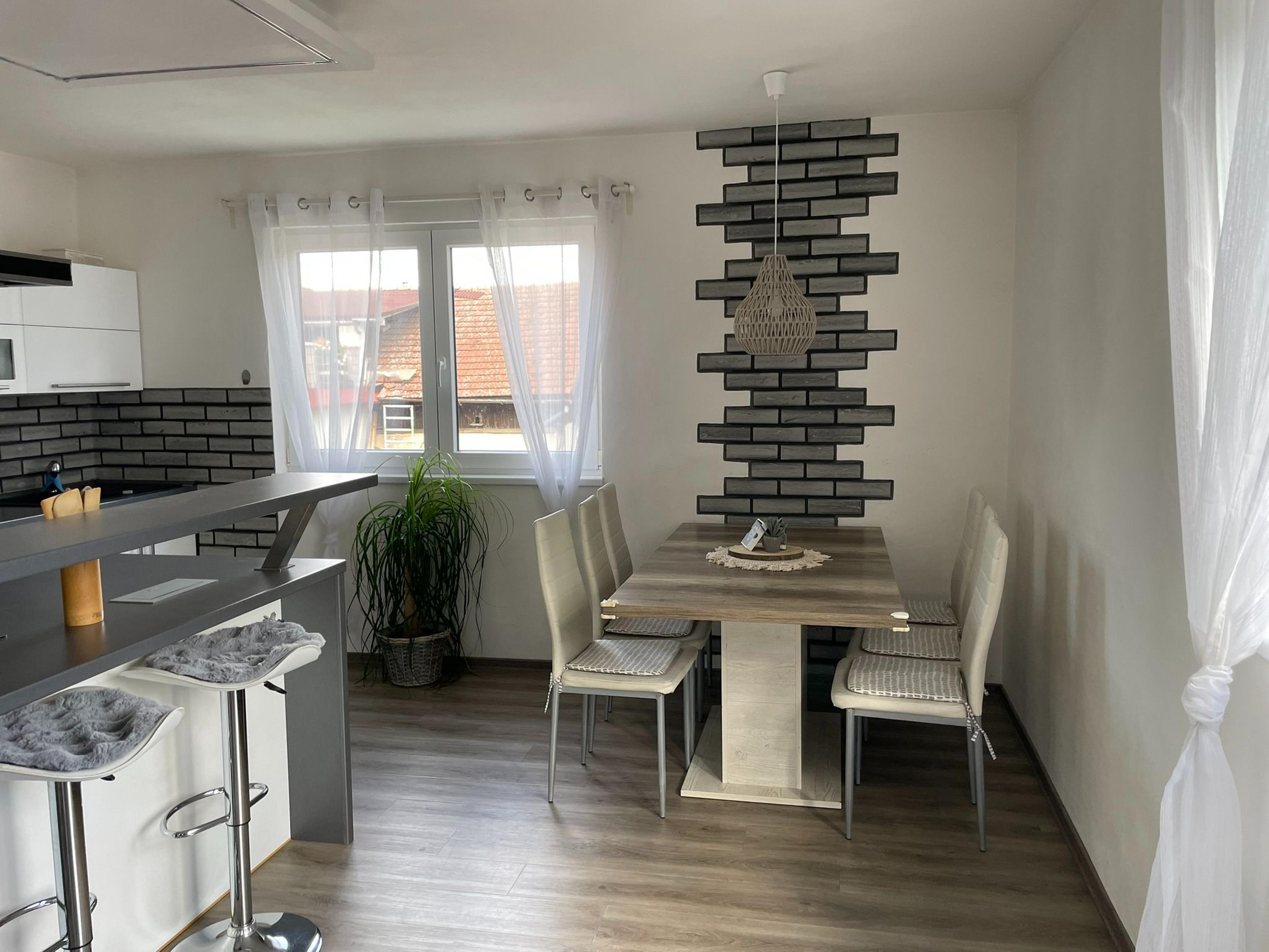 jídelní kout - Apartmán u Fryšávky