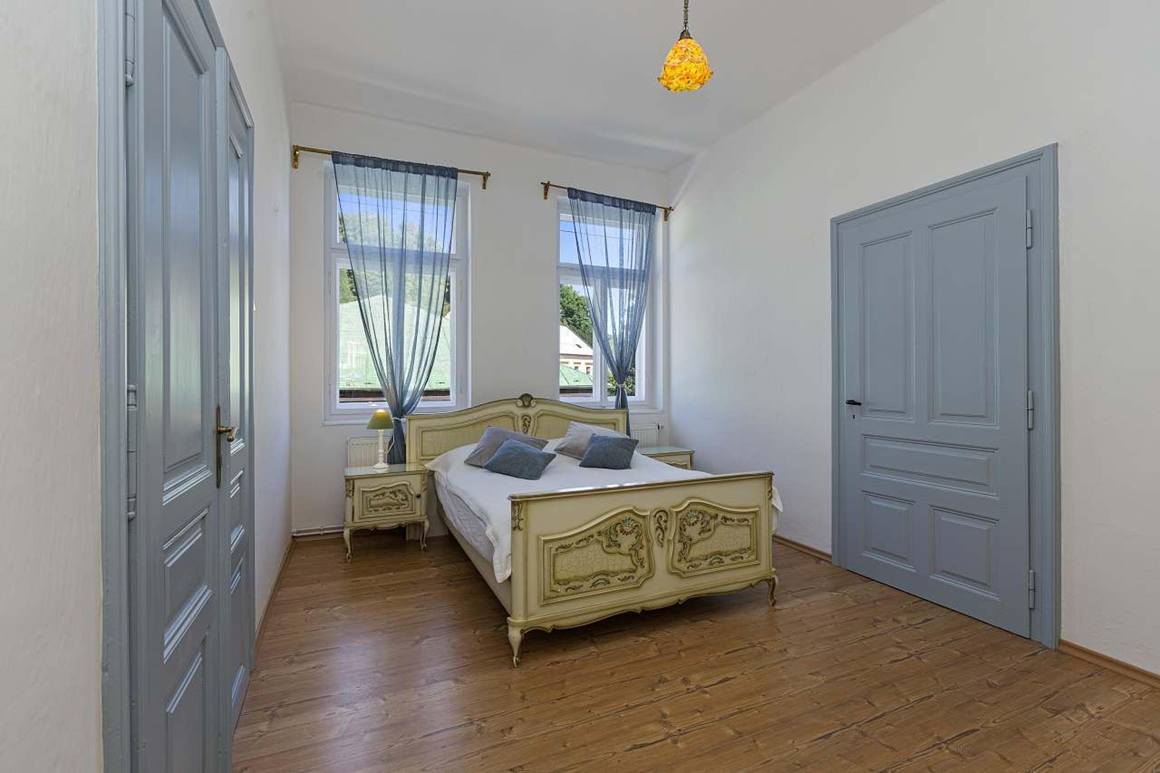 Zámecký apartmán Apartmán s 4 ložnicemi - Vila Antik