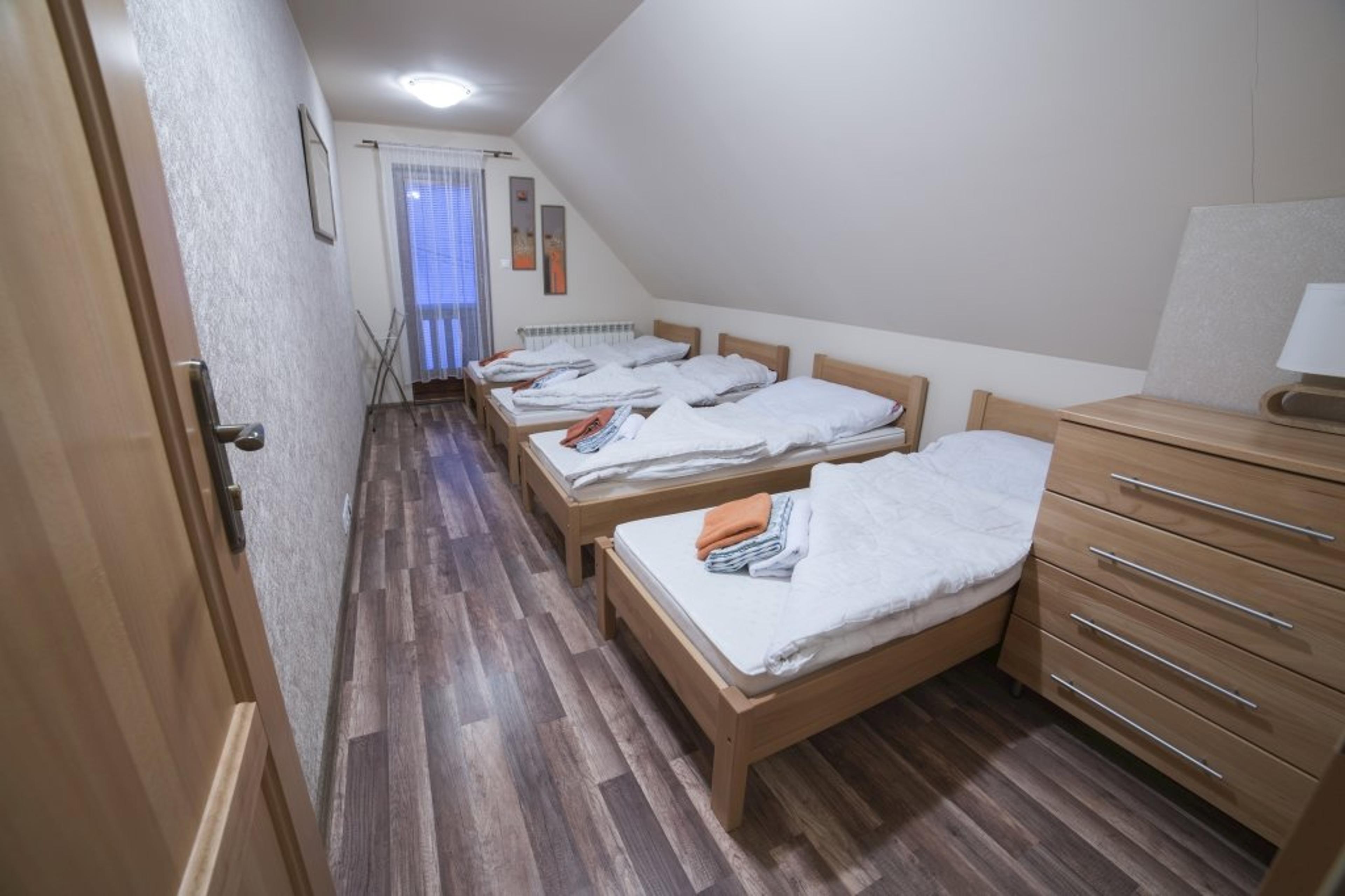 Trojlôžková izba Trojlôžková izba s prístelkou - Chata Margit