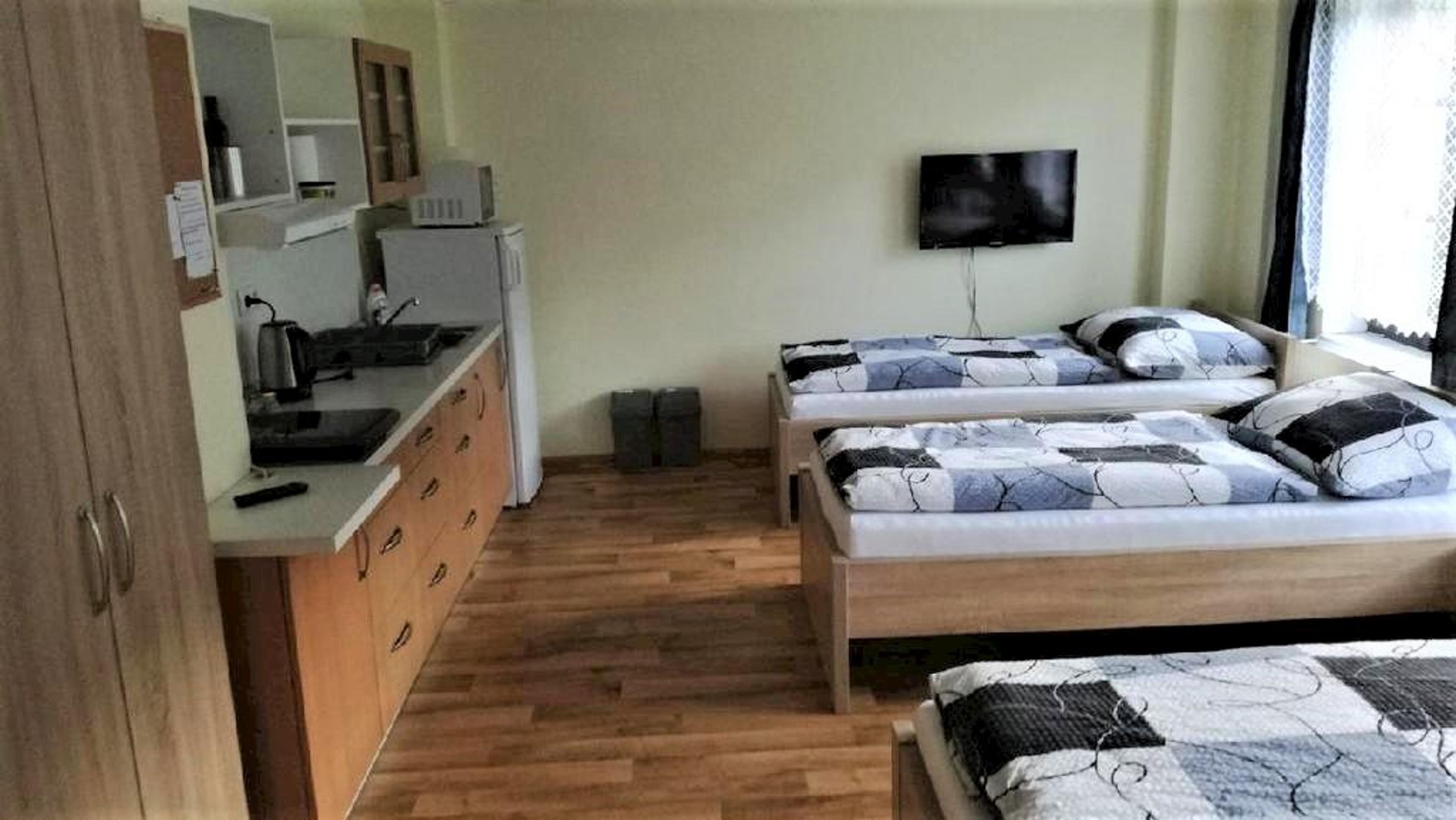 Třílůžkový pokoj s přistýlkou  - Ubytování u Holušů