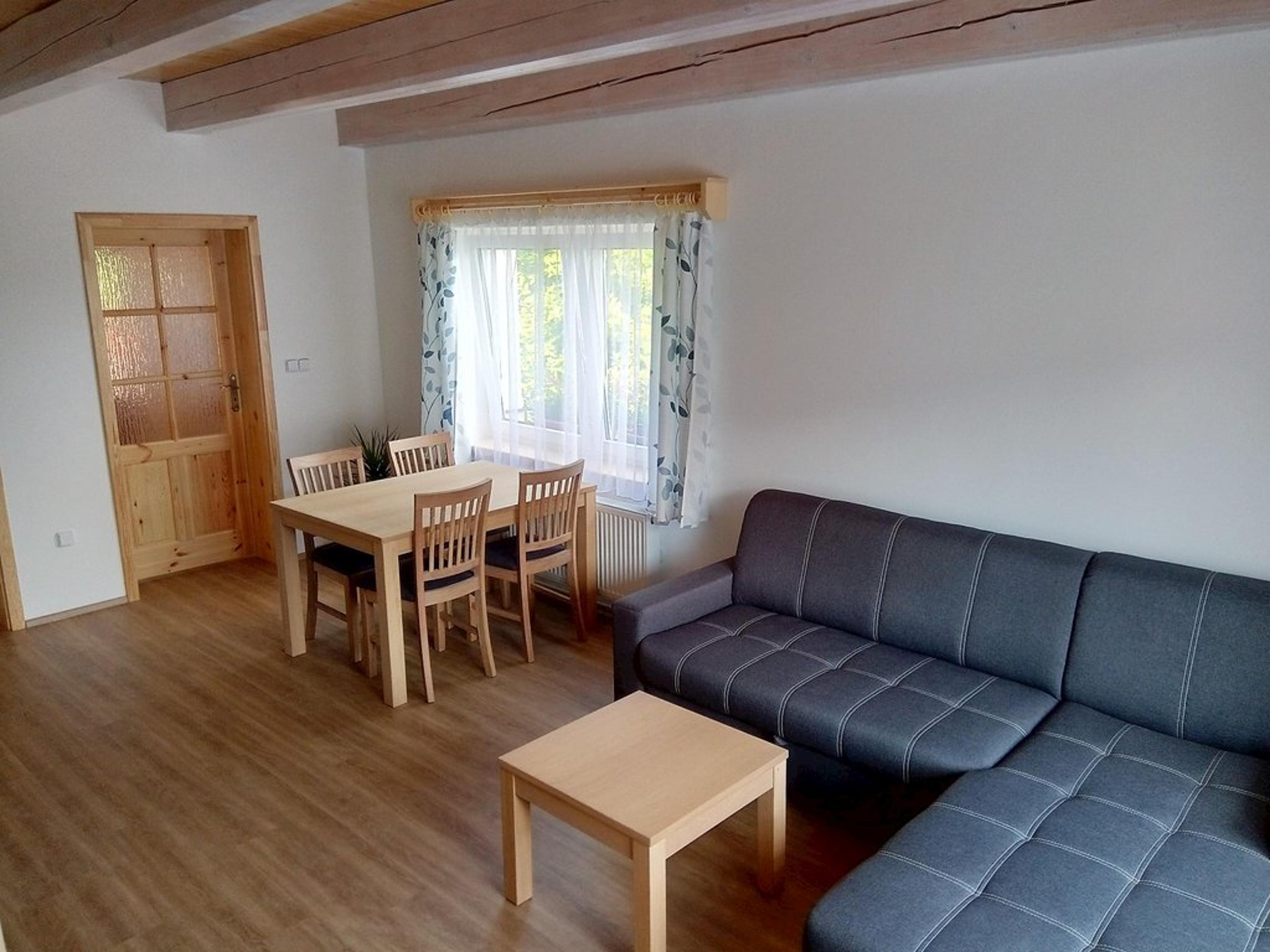 Čtyřlůžkový apartmán s 2 ložnicemi  - Apartmány Chlum