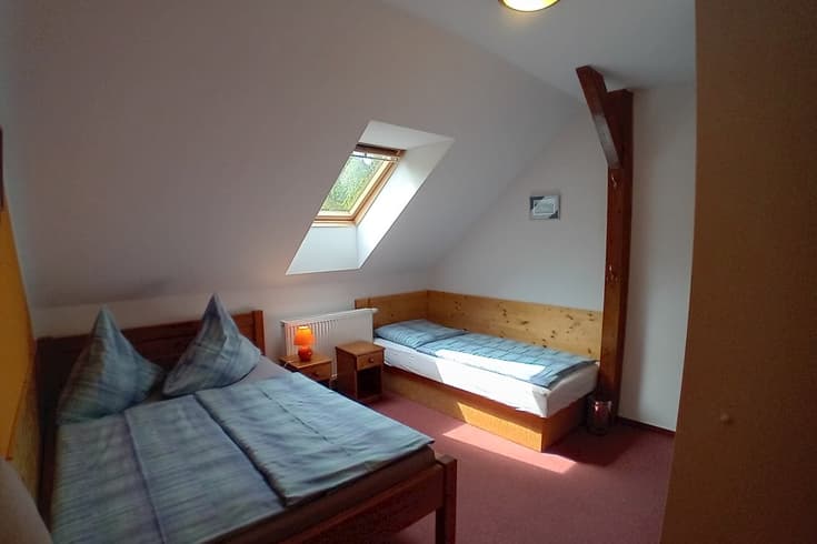 Třílůžkový pokoj Trojlôžková izba - Račovská chalupa