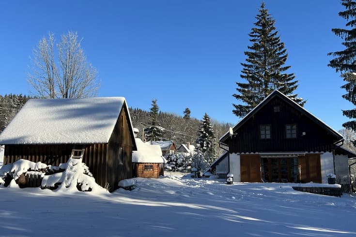 Cottage Raškovka in the winter