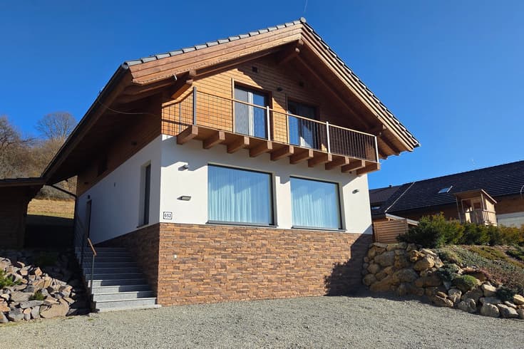 Chalet MIA in the summer