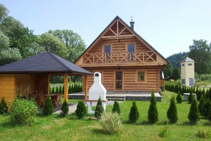 Drevenica pod Troma Korunami v zime