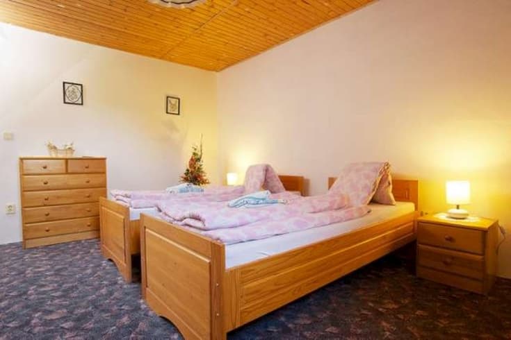 Dvojlôžková izba s prístelkou  - Penzión Tóth