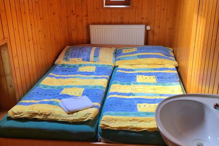 Zweibettzimmer  - Ferienhaus Švýcarský dvůr