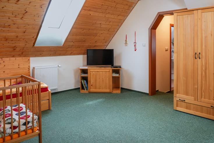 Apartmán s 2 ložnicemi pro 4 - 6 osob  - Penzion Žerotín