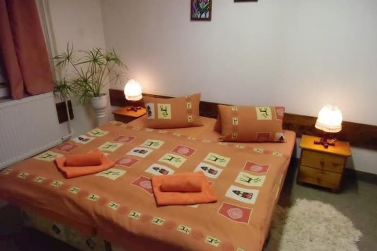 apartmán - záhradné sedenie - Chatka a Privát Jelka
