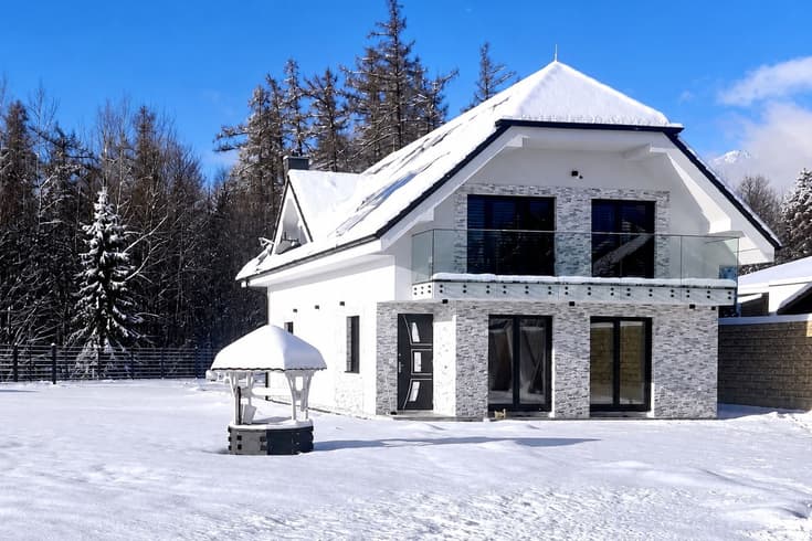 Villa White Stone im Winter