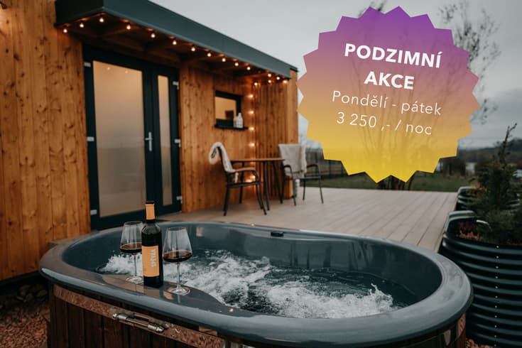 Glamping pod vrbou v létě