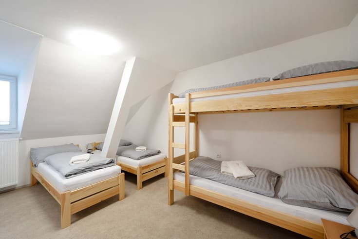 Six-bed Room  - Restaurace a penzion Na Rovince