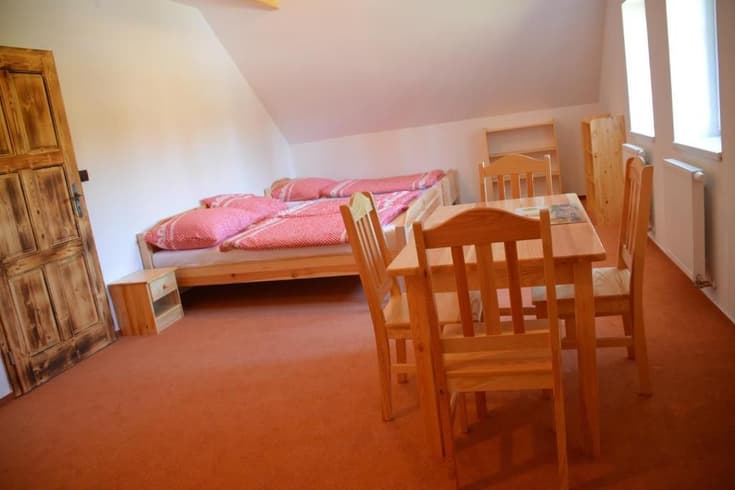 Osmilůžkový apartmán Mezonetový apartmán s 2 ložnicemi - Penzion U podkováře