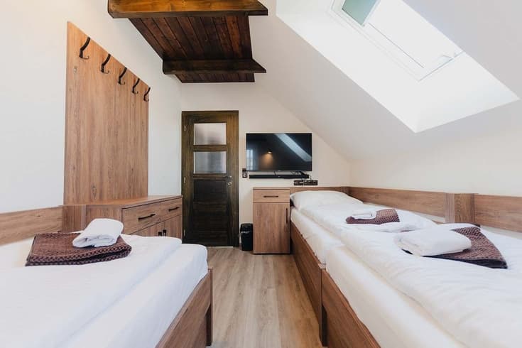 Třílůžkový pokoj Trojlôžková izba - Villa Jizbička