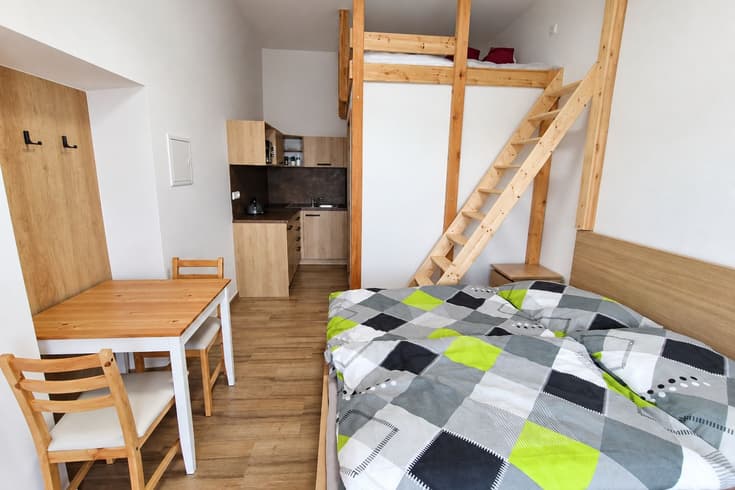 Apartmán Hruška Čtyřlůžkové studio - Ubytování Zahrada