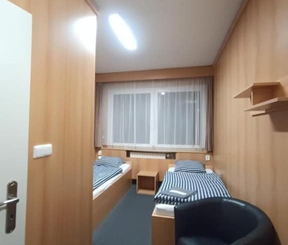 Dvoulůžkový pokoj  - Hotel a ubytovna Zimní stadion Slaný