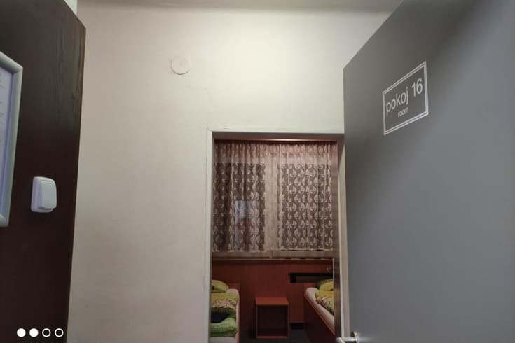 Rodinný pokoj Apartmán s 3 ložnicemi - Hotel a ubytovna Zimní stadion Slaný