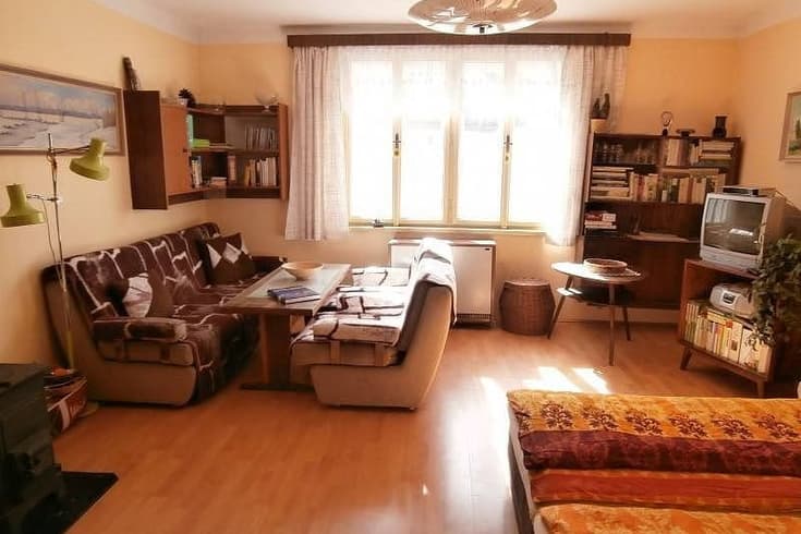 Žlutý apartmán  Apartmán s 1 ložnicí - Vesnická chalupa jako u babičky