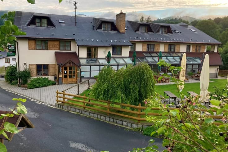 Hotel Starý mlýn v létě