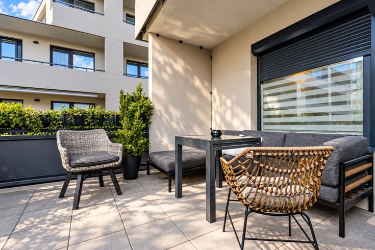 E3 Luxusný Byt pri Hlavnej s Garážou a Supermarketom Apartmán s 1 spálňou - Nadštandardné Byty v Košiciach