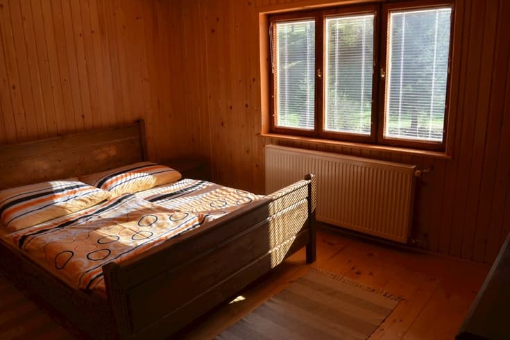 Dvojlôžková izba na 2. poschodí Dvoulůžkový pokoj - Chata Tisové