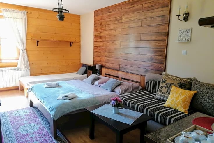 Trojlôžková izba č. 3 Třílůžkový pokoj - Vila Panoráma a Chatka Antošák